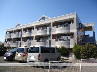 ドミールシャルマンの画像