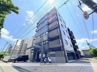 ロイヤルパレス上杉【3階】の外観