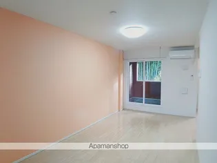 ブライト605レジデンスⅢA【2階】の居間