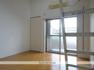 ヴァンベール宮町【2階】の居間