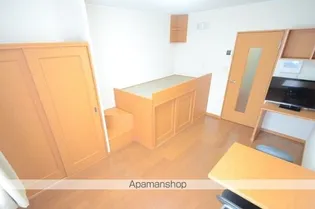 レオパレス飯島Ⅱ【104号室】の居間