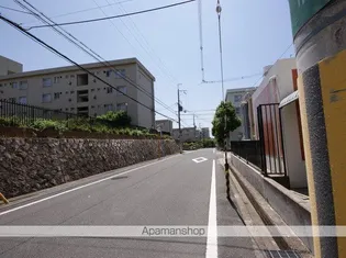 隆豊ハイツ【1階】の周辺