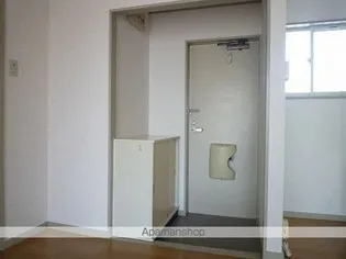 ハピネスちくさ【2階】の玄関