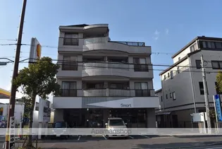 コーポSEVENT’S【3階】の外観