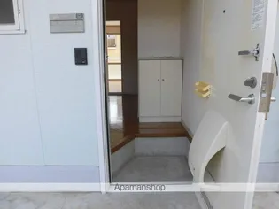 アーバンハイツⅡ【105号室】の玄関