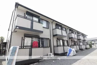 クレッセントガーデン【1階】の外観