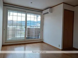 コンフォール エクセレンツ Ⅱ【2階】の居間