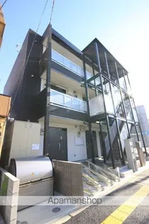 リブリ・新宿【3階】の外観