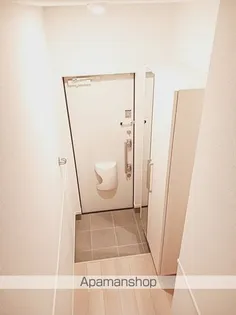 ステラートA【2階】の玄関