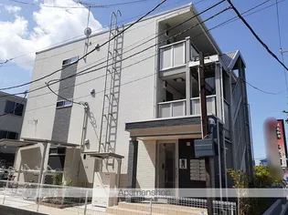 エスティーヌフジC【1階】の外観