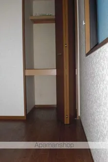 高島マンション【105号室】の玄関