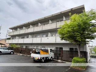フォーシーズンズアパートの画像