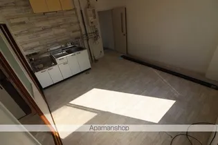 第5ロイヤルマンション【102号室】の内装