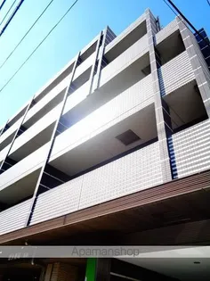 カスタリア三宿【1階】の外観