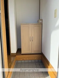 Y&Y【103号室】の玄関