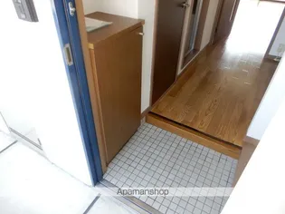 フレグランス萩原【2階】の玄関