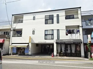 ライブコーポ若草【3階】の外観