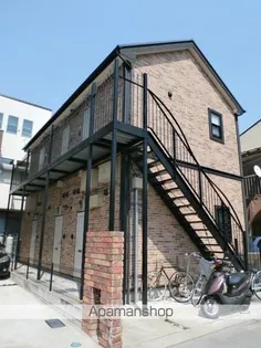 BRICKS【1階】の外観