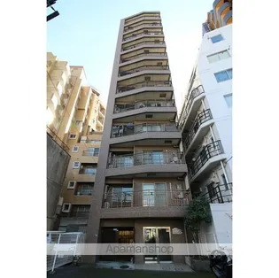 プレール新宿余丁町【7階】の外観