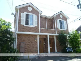 プロディジューラヴィ【1階】の外観