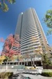 東京都新宿区河田町【マンション】の外観