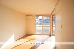 ウェアフォーレ【1階】の居間