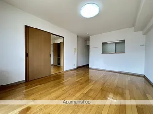 ピュアライフ・空【402号室】の居間