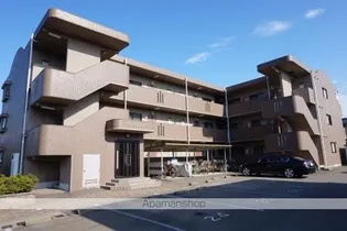 マンションREFINADO【102号室】の外観