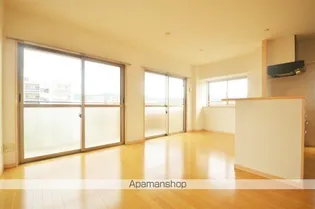 PEACEFULL N−2【4階】の居間