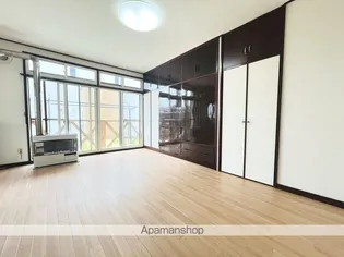 ハイツひばり【1階手前号室】の内装