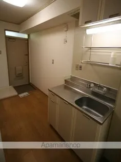 ファーストヒルズ【2階】のキッチン