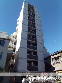 LEーLION牛込柳町【3階】の外観