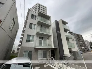 SERAM円山WEST【4階】の外観