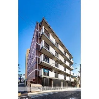 ウェルスクエアイズム世田谷用賀【1階】の外観