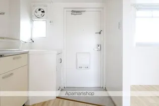 ビレッジハウス富岡1号棟【407号室】の玄関