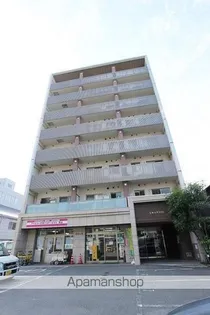 グランディ県庁前の画像