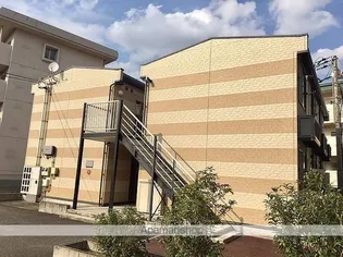 レオパレスフローラ夷山【106号室】の外観