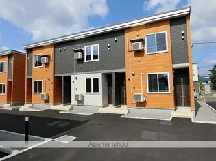 エルム プラシード 12号館【1階】の外観