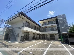 エメラルドグリーンハイツ【1階】の外観