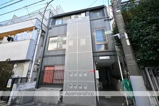 ルームズ北沢【2階】の外観