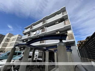 ソレアード山本【3階】の外観