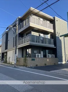 オードリーコートの画像