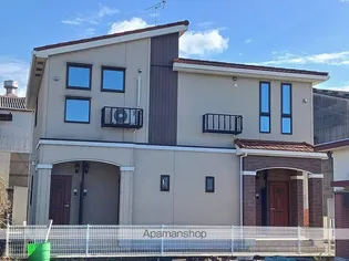 サンリットヴィラⅢ【2階】の外観