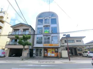 前田ビルの画像