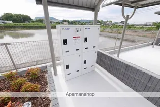 レジデンス プリュⅧ【1階】の外観