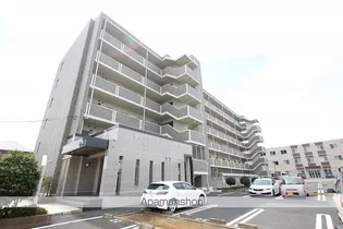 ホワイトヒルズ ドリーバーデン【4階】の外観