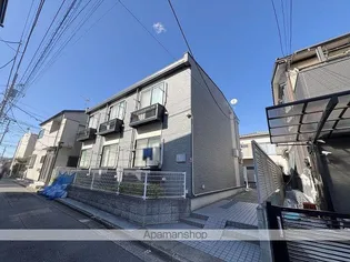 レオパレスラヴィー【2階】の外観