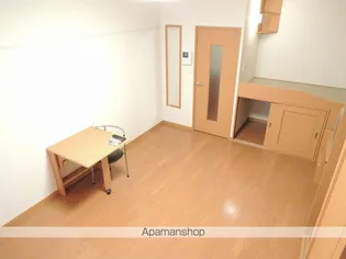 レオパレスセキバA【1階】の居間