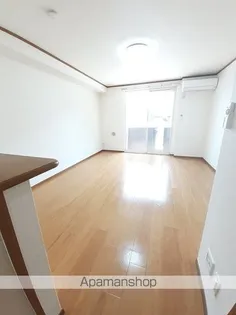 K’Sスクエアー B【1階】の居間