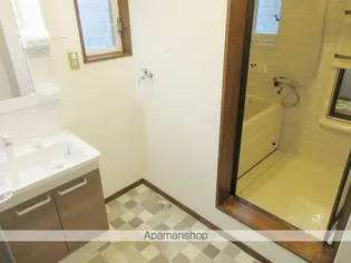 ルーミー甲府58号館【102号室】の内装